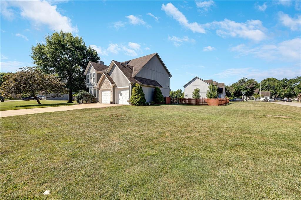 Listing Photo MLS #HMS2569974