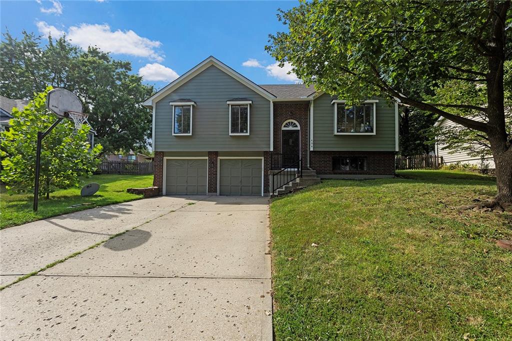 Listing Photo MLS #HMS2570053