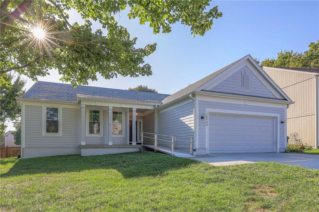 Listing Photo MLS #HMS2570145