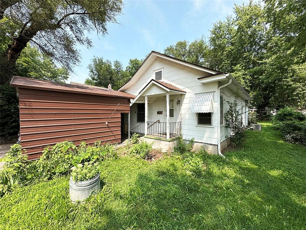 Listing Photo MLS #HMS2570192
