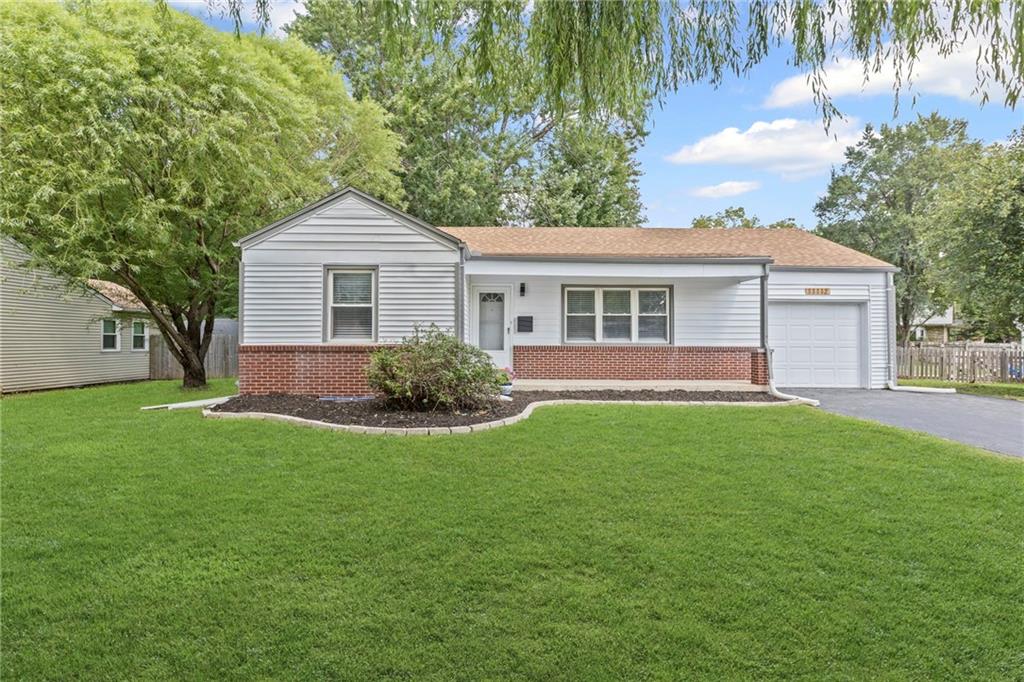 Listing Photo MLS #HMS2570249