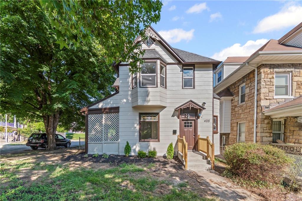 Listing Photo MLS #HMS2570253