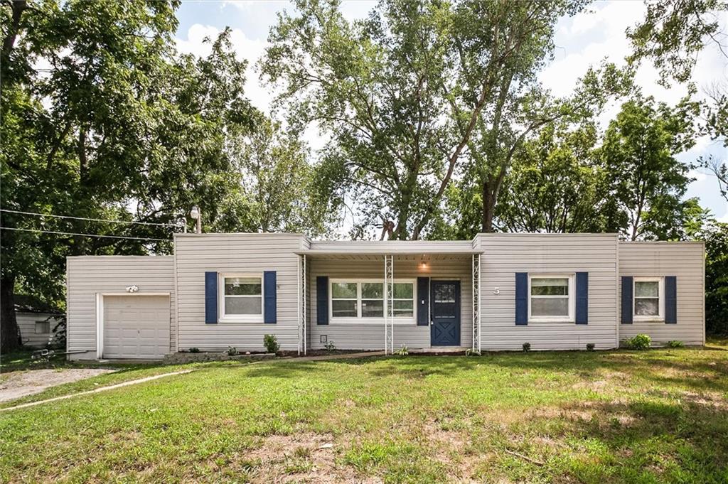 Listing Photo MLS #HMS2570276