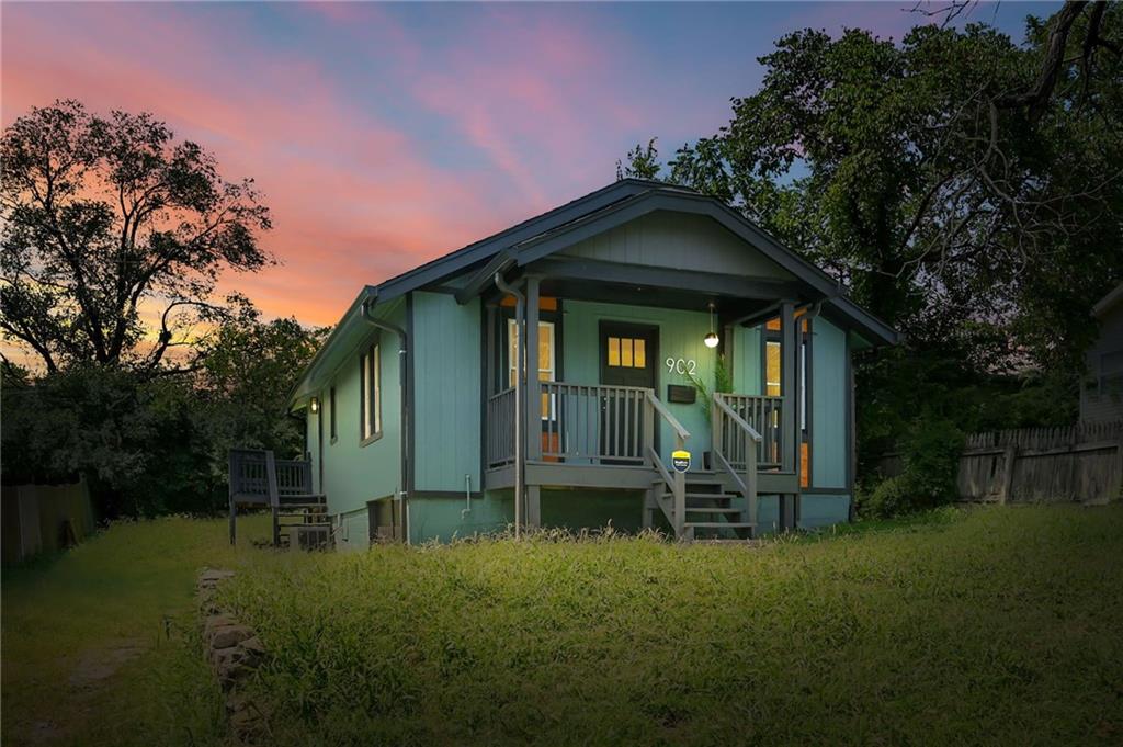 Listing Photo MLS #HMS2570331
