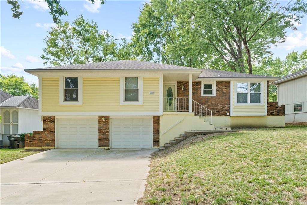 Listing Photo MLS #HMS2570352
