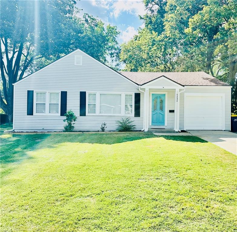 Listing Photo MLS #HMS2570398