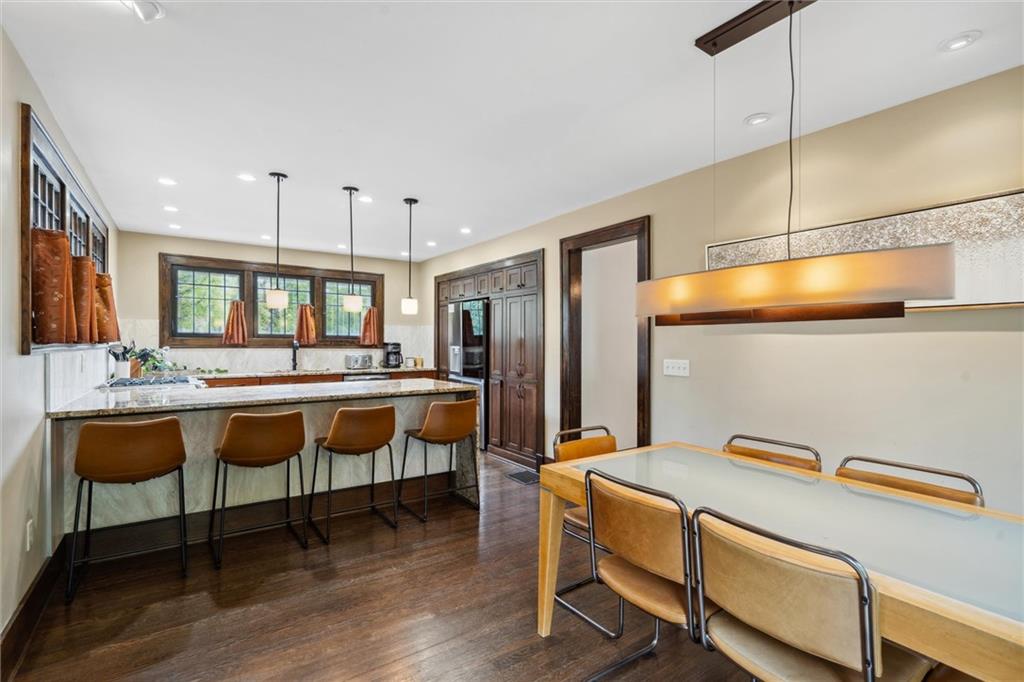 Listing Photo MLS #HMS2571290