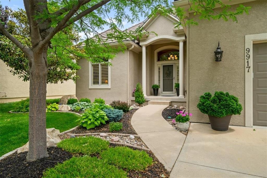 Listing Photo MLS #HMS2571325