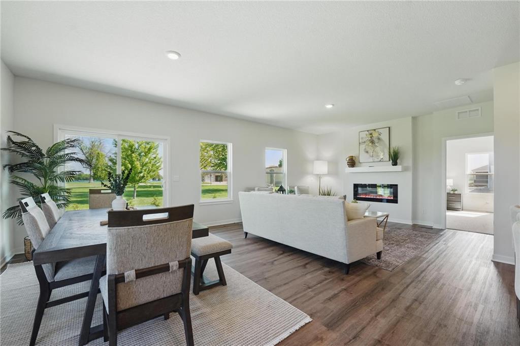 Listing Photo MLS #HMS2571467