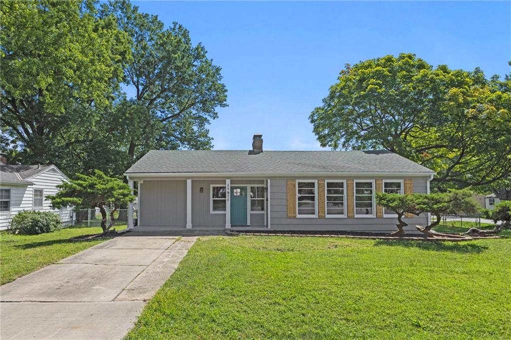 Listing Photo MLS #HMS2571571