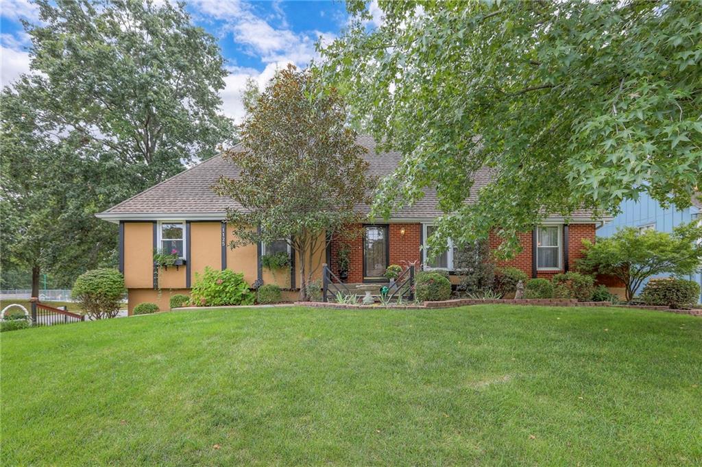 Listing Photo MLS #HMS2571675