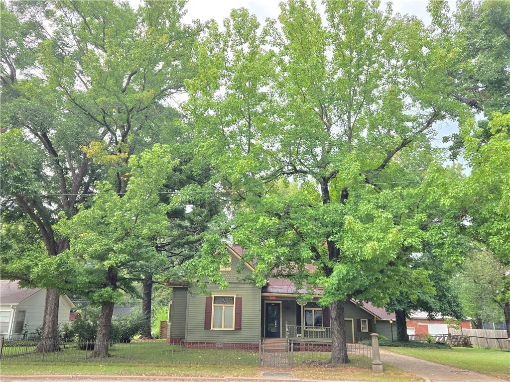 Listing Photo MLS #HMS2571981