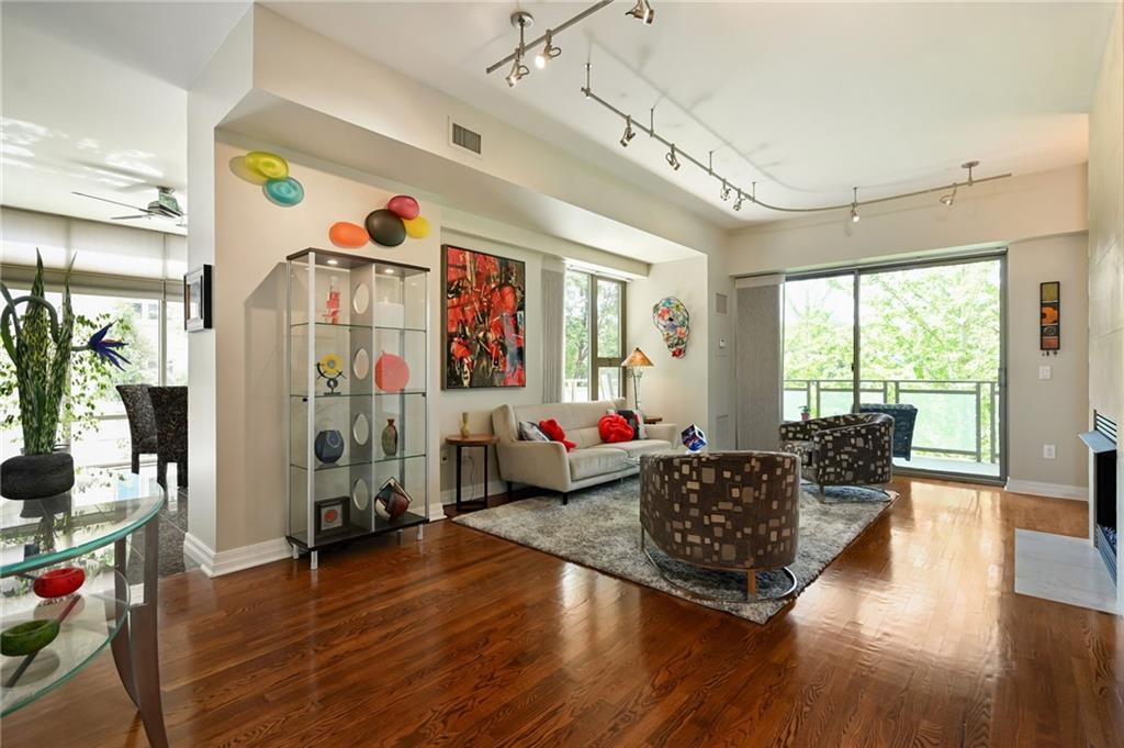 Listing Photo MLS #HMS2572032