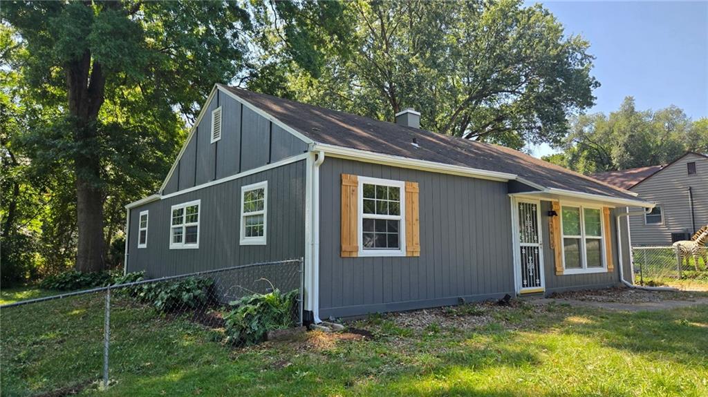 Listing Photo MLS #HMS2572216