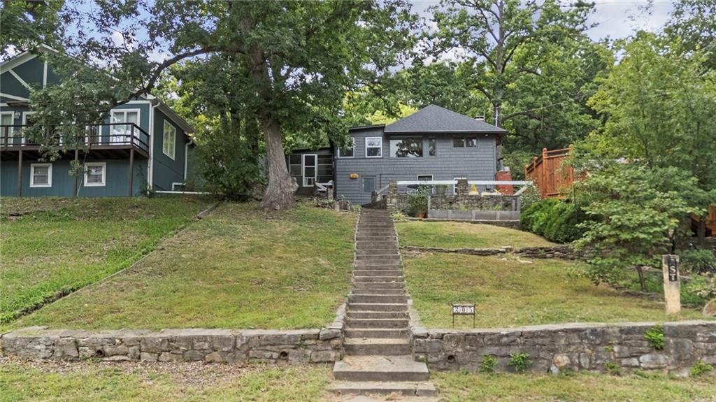 Listing Photo MLS #HMS2572338