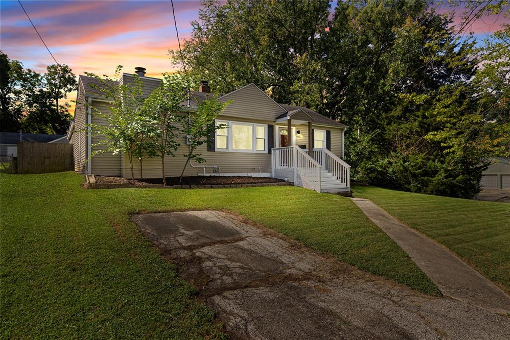 Listing Photo MLS #HMS2572555