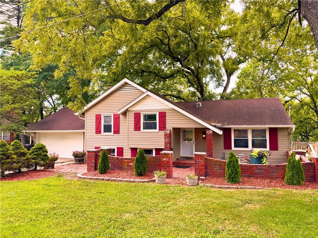 Listing Photo MLS #HMS2574126