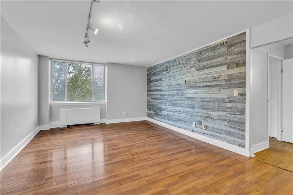 Listing Photo MLS #HMS2574456
