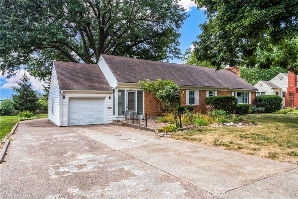 Listing Photo MLS #HMS2574982