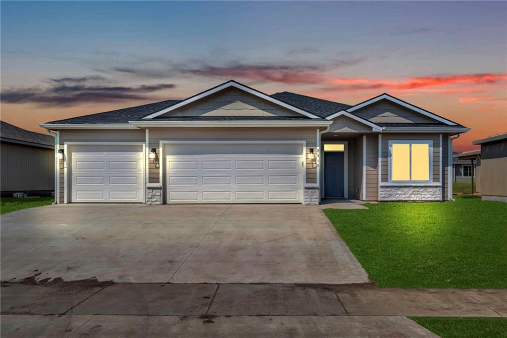 Listing Photo MLS #HMS2575018