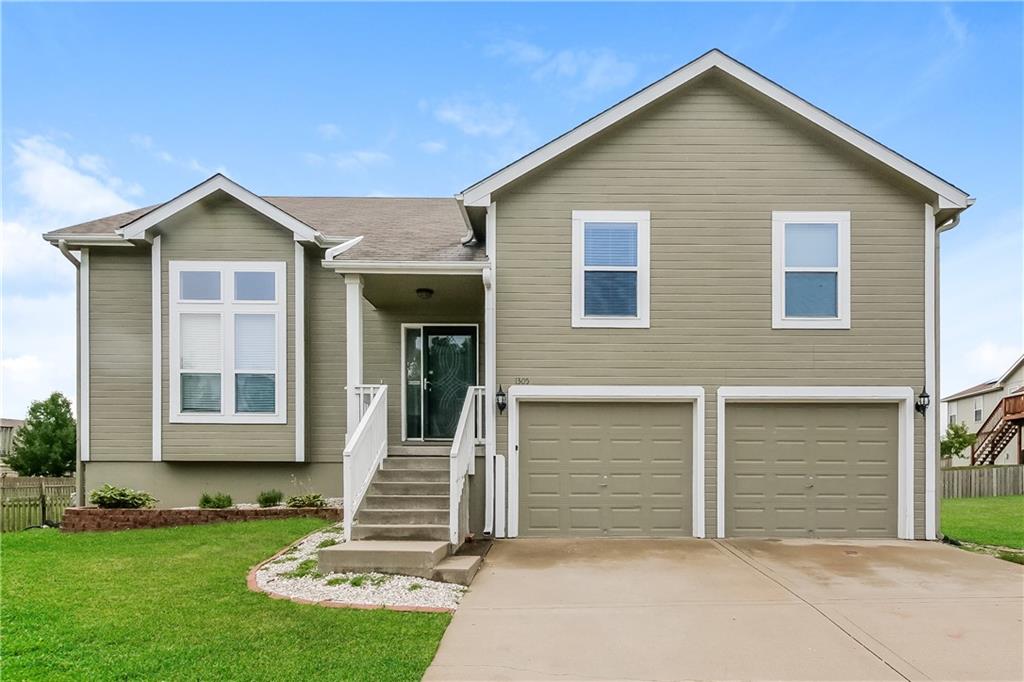 Listing Photo MLS #HMS2575100