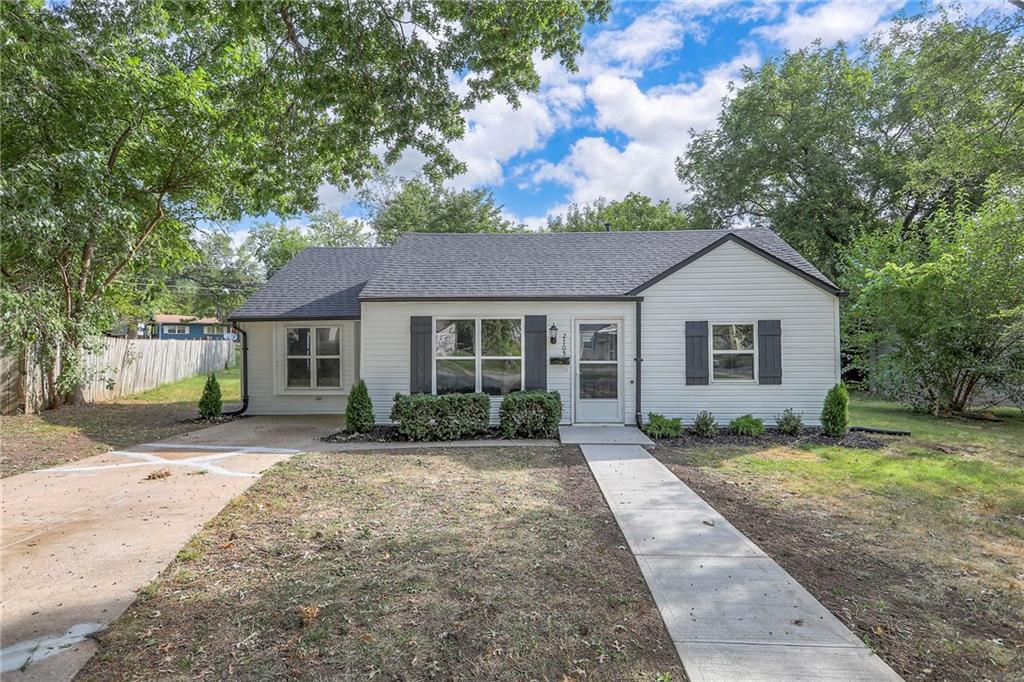 Listing Photo MLS #HMS2575143