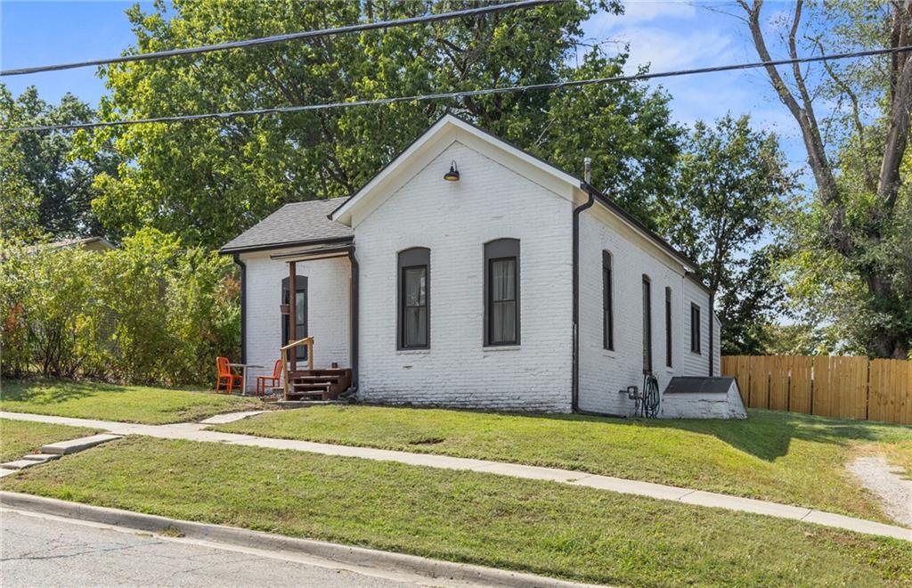 Listing Photo MLS #HMS2575207