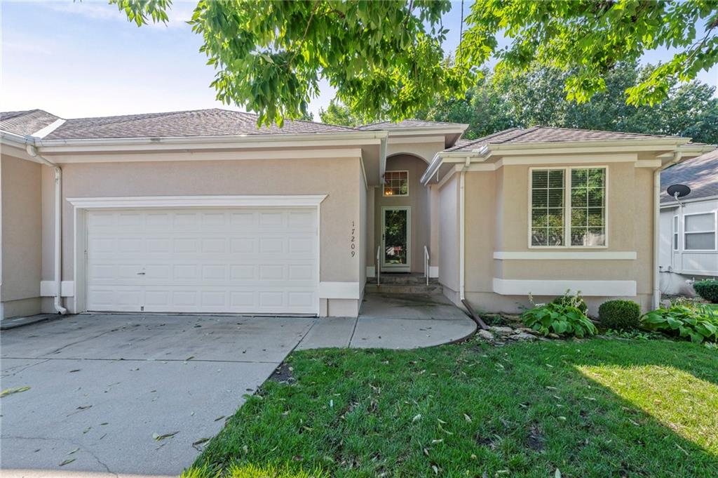 Listing Photo MLS #HMS2575388