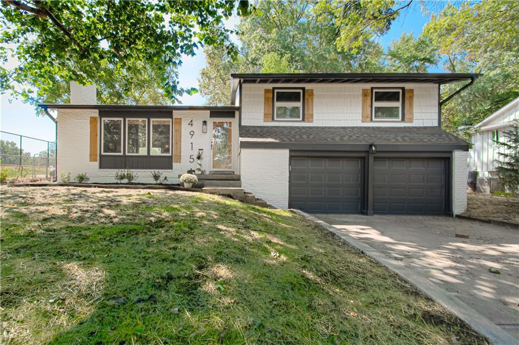 Listing Photo MLS #HMS2575671