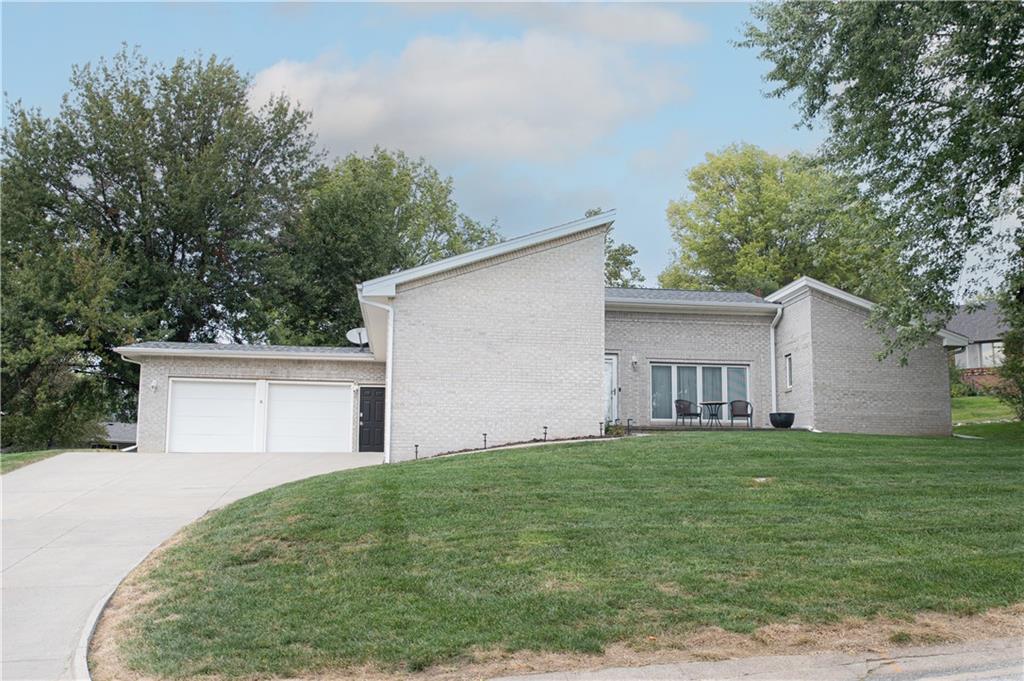 Listing Photo MLS #HMS2575736