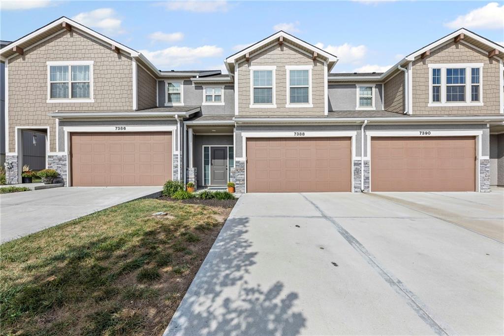 Listing Photo MLS #HMS2575961