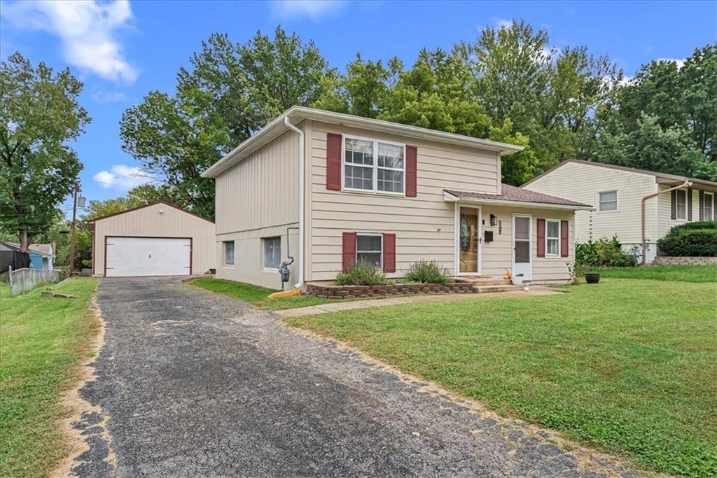 Listing Photo MLS #HMS2576066