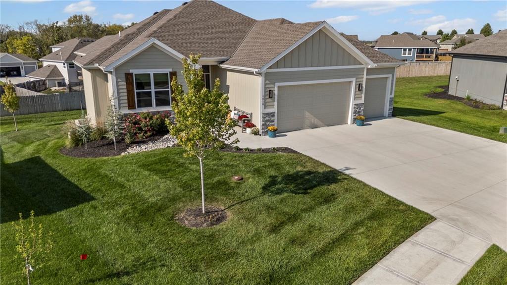 Listing Photo MLS #HMS2576524
