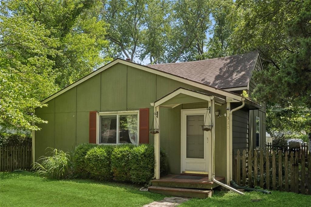 Listing Photo MLS #HMS2576624