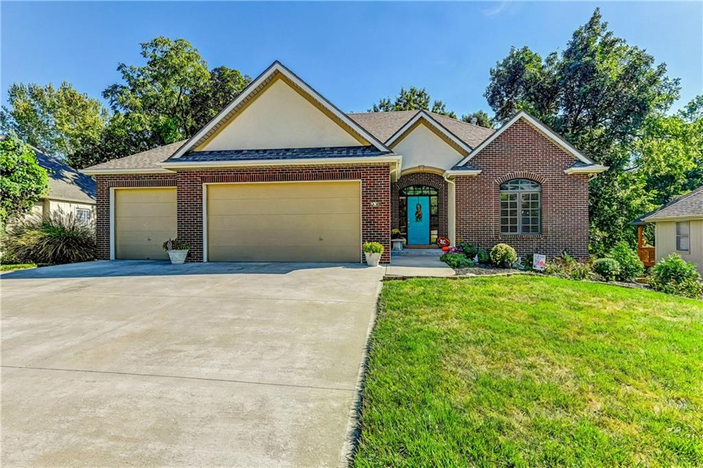 Listing Photo MLS #HMS2577321