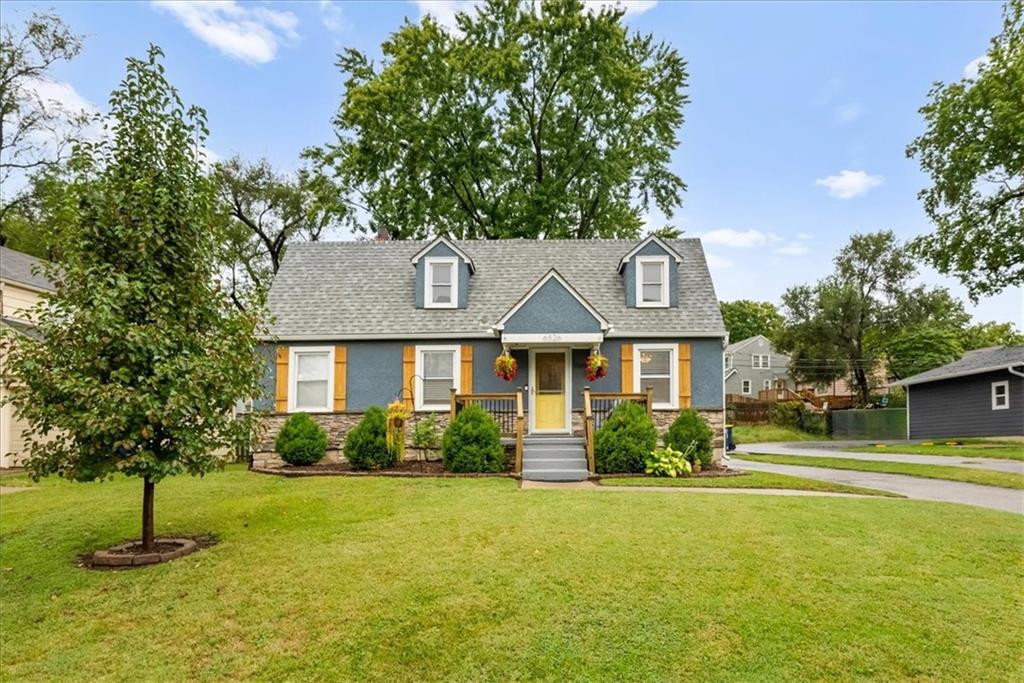 Listing Photo MLS #HMS2577391