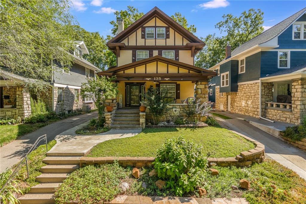 Listing Photo MLS #HMS2577509