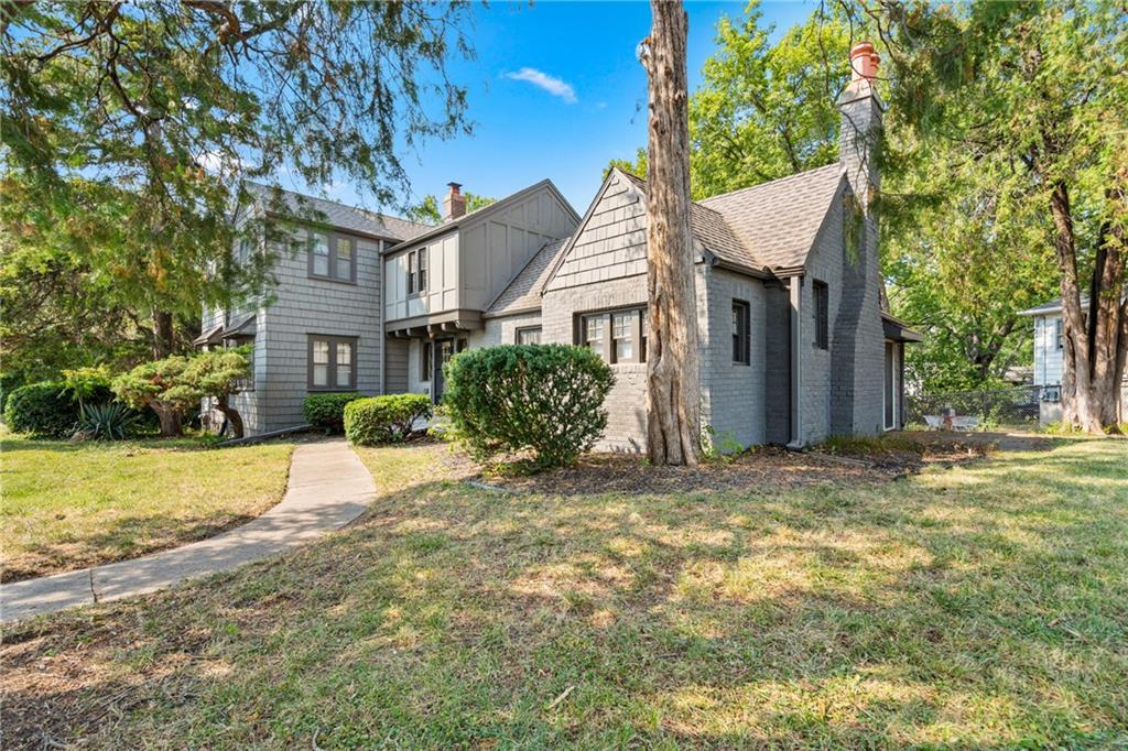 Listing Photo MLS #HMS2577553