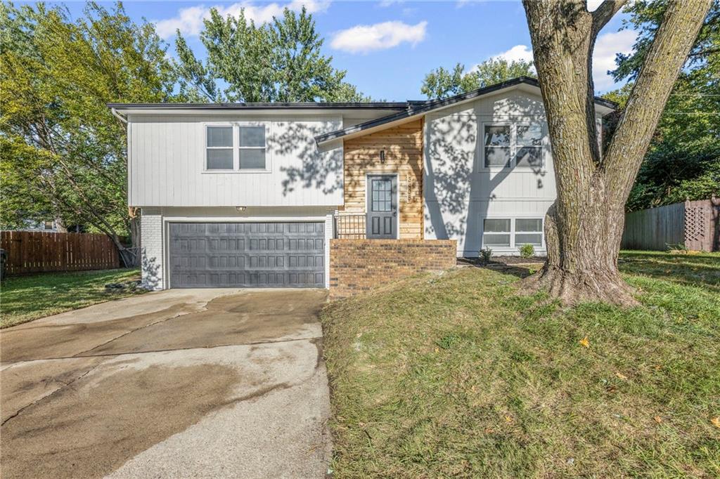 Listing Photo MLS #HMS2577592