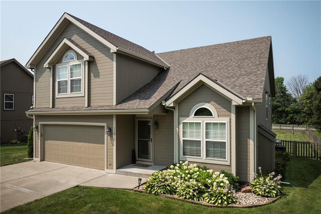 Listing Photo MLS #HMS2577636