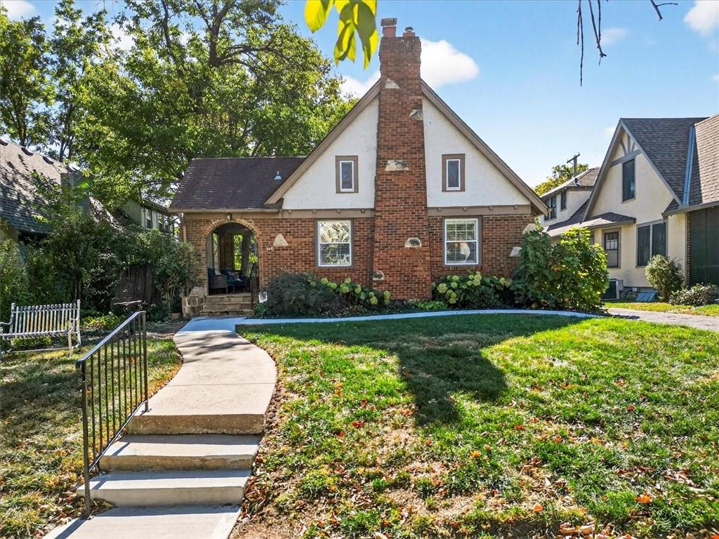 Listing Photo MLS #HMS2577805