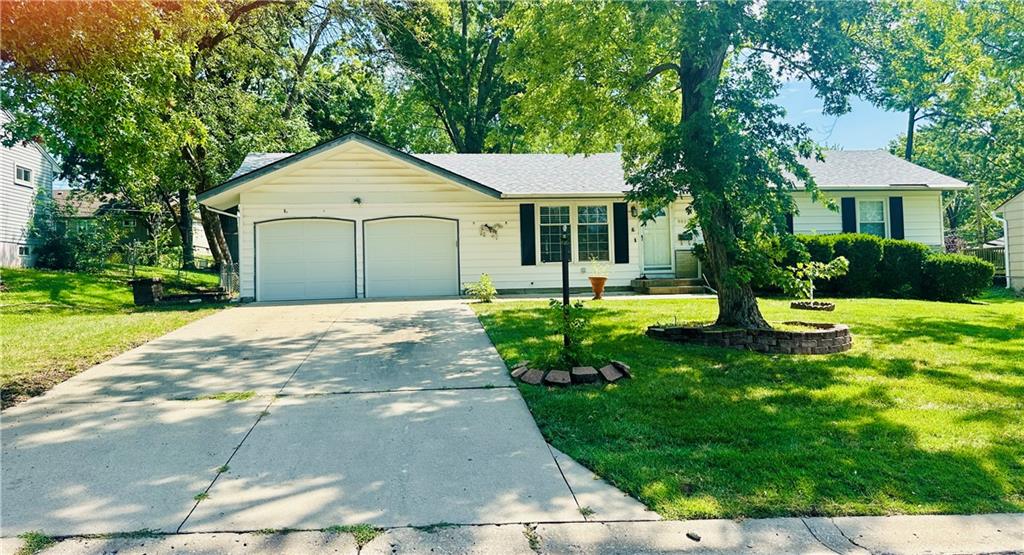 Listing Photo MLS #HMS2577873