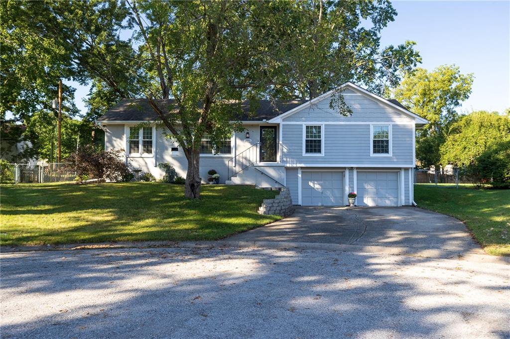 Listing Photo MLS #HMS2577903