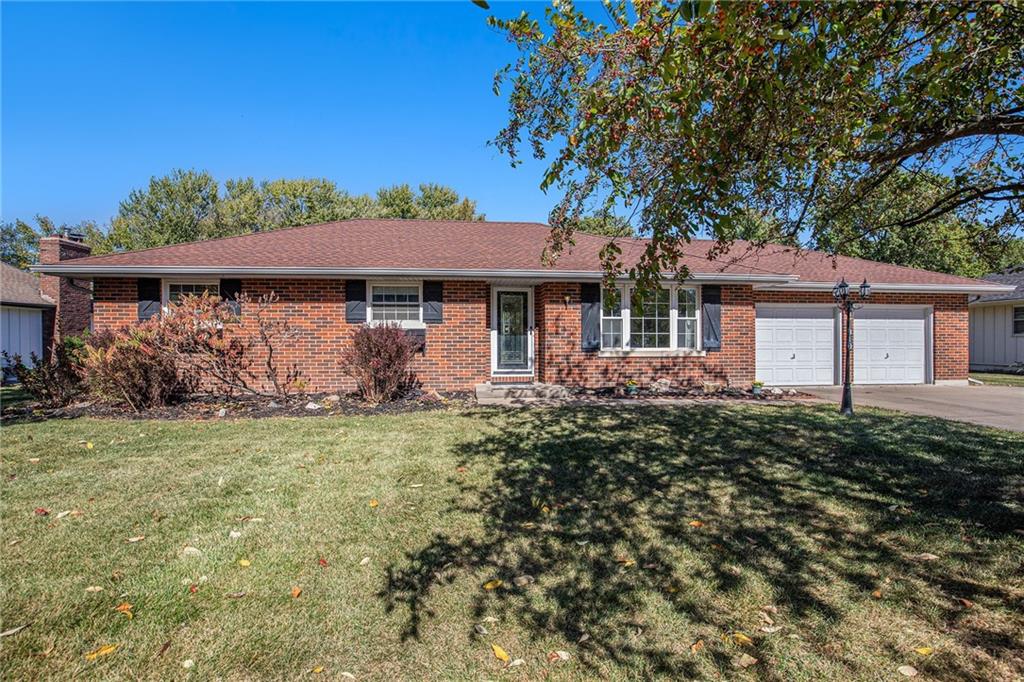 Listing Photo MLS #HMS2578056