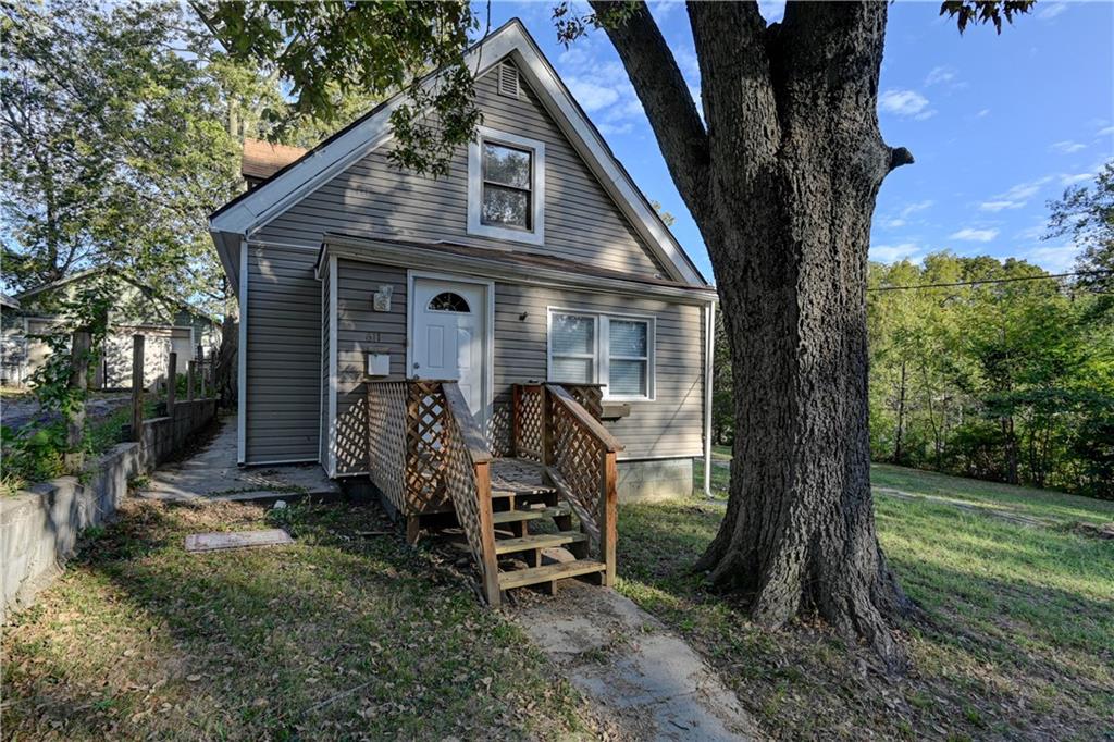 Listing Photo MLS #HMS2578205