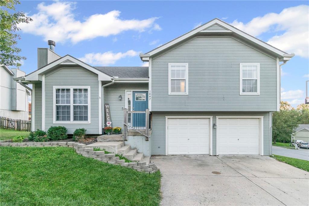 Listing Photo MLS #HMS2578320
