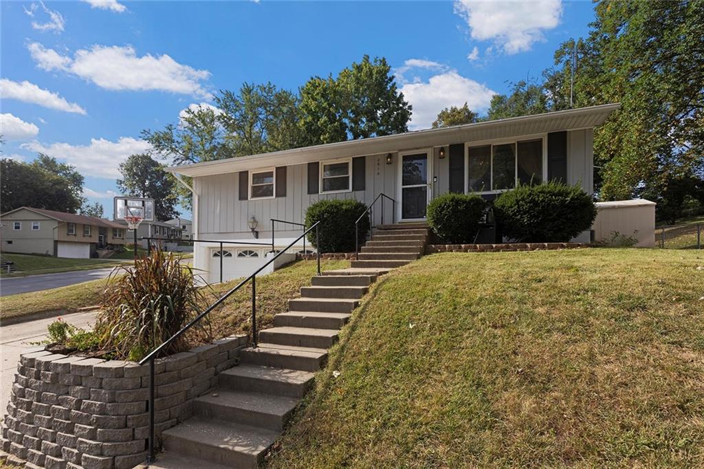 Listing Photo MLS #HMS2578374