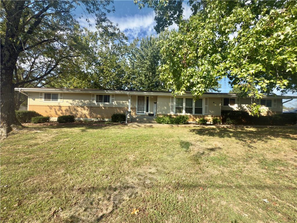 Listing Photo MLS #HMS2578579
