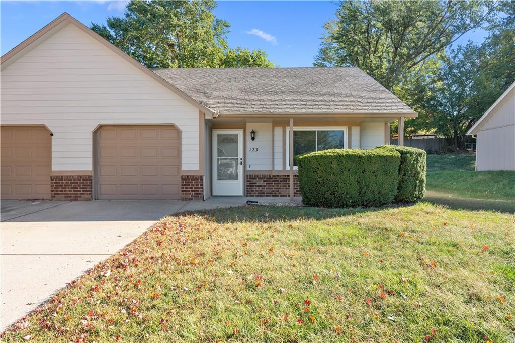 Listing Photo MLS #HMS2578581