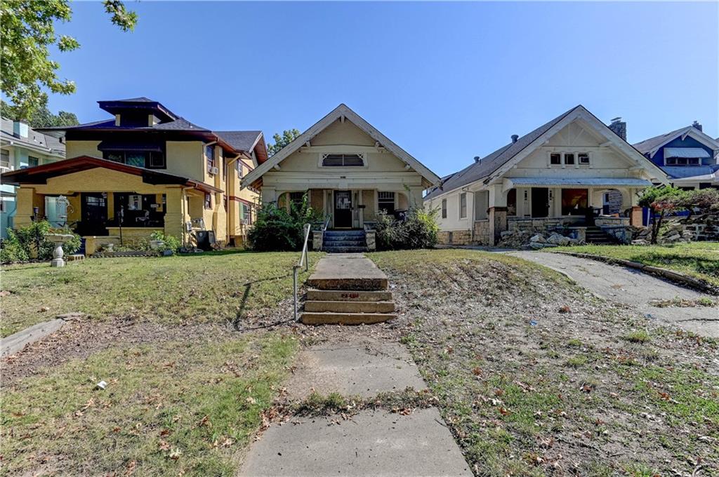 Listing Photo MLS #HMS2578585